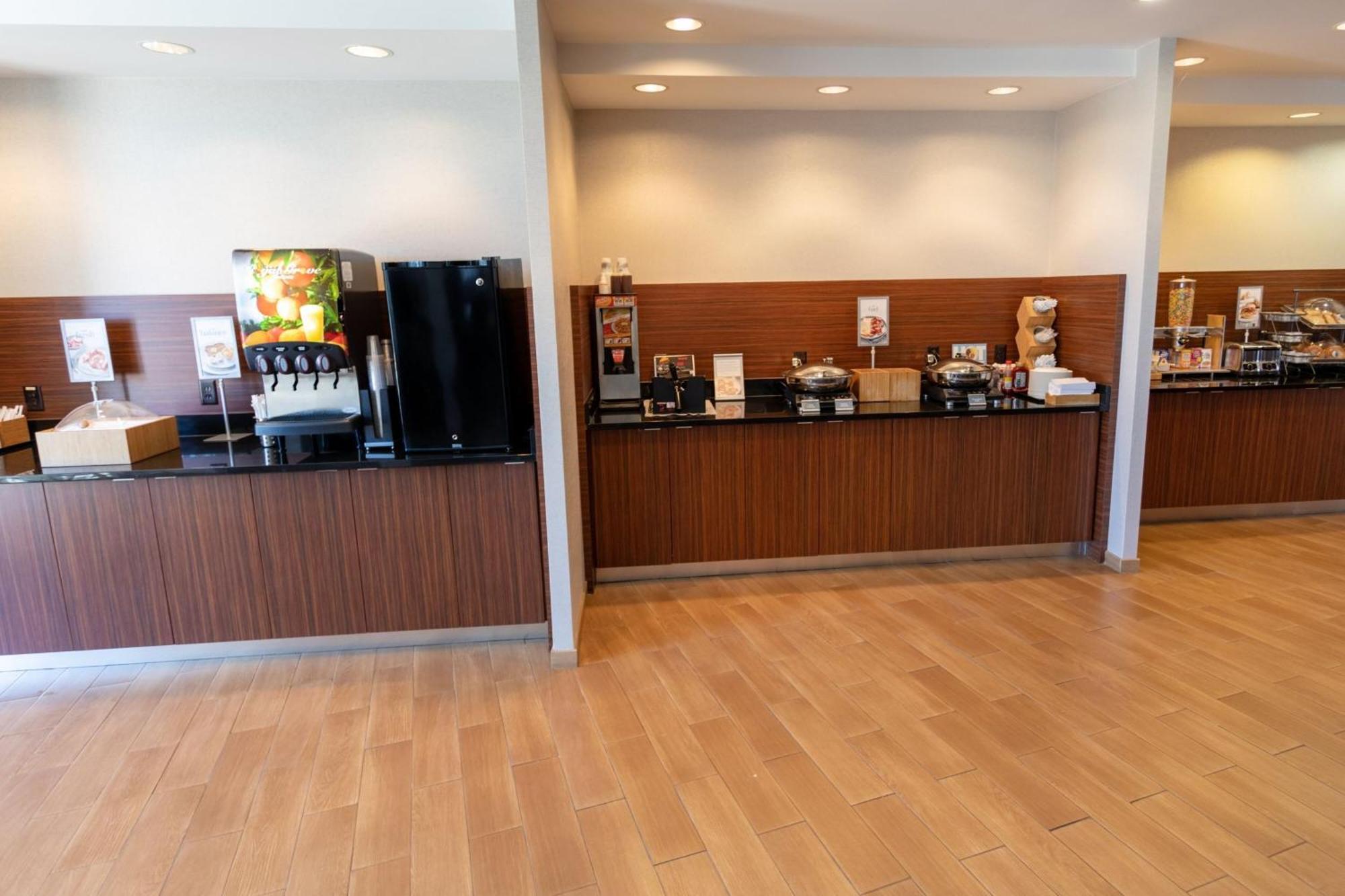 Fairfield Inn & Suites By Marriott Athens I-65 Bagian luar foto